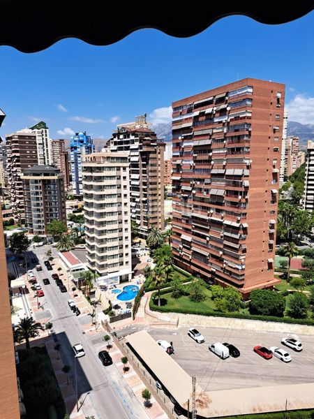 Foto 5029d537-4ad5-42c2-bba2-81702d3b1120. Apartament amb piscina a Levante Alto Benidorm