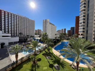 Appartement  Avenida del derramador. Precioso amplio piso en lujosa residencial en el rinc�n de loix