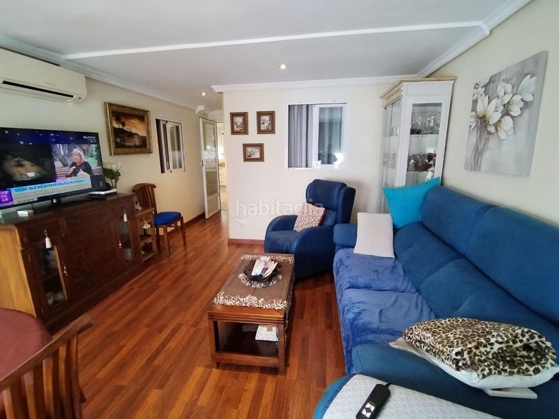 Foto 62627e39-d5b7-4862-b2b6-ae2dc23a0196. Àtic amb aparcament a Playa Levante Benidorm