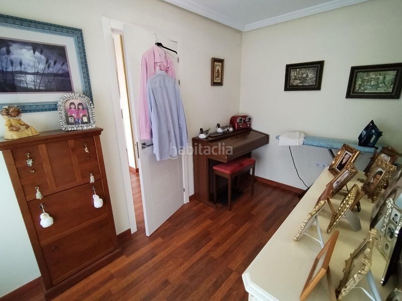 Foto 6dc98bd8-ba11-46a4-8b31-695b1d53ae03. Àtic amb aparcament a Playa Levante Benidorm