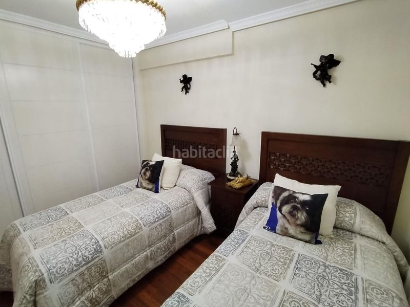 Foto d168f42e-91b1-438c-ab9c-11cb7b6f5765. Àtic amb aparcament a Playa Levante Benidorm