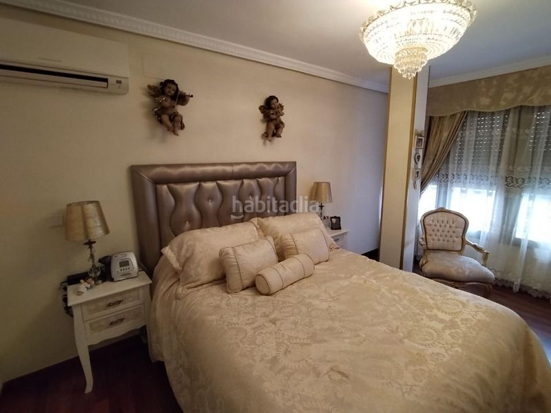 Foto ffd52f4c-a1ea-426c-97ad-bae35505b47b. Àtic amb aparcament a Playa Levante Benidorm