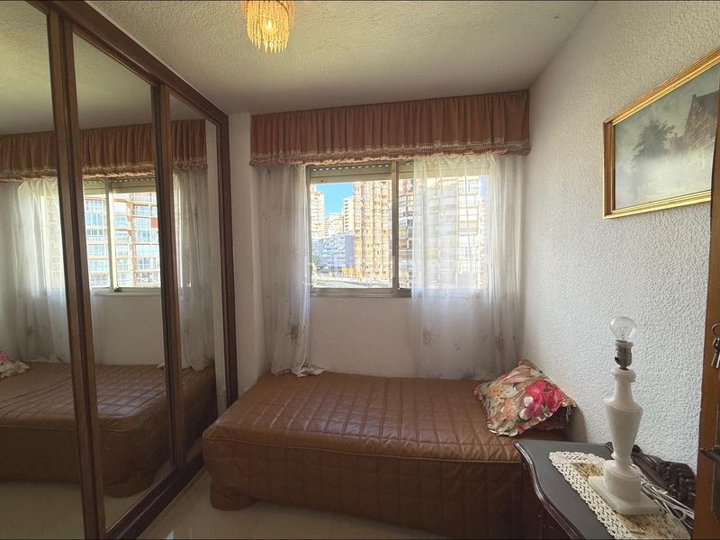 Foto 9360b280-0303-4f5e-9d46-c020f2cca8c0. Apartament amb aparcament piscina a Playa Levante Benidorm
