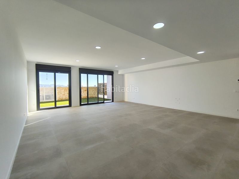 Foto b2d74fc0-cd3f-4425-a9c6-0c02ef3919ab. Duplex with parking pool in balcón de Finestrat-terra marina Finestrat