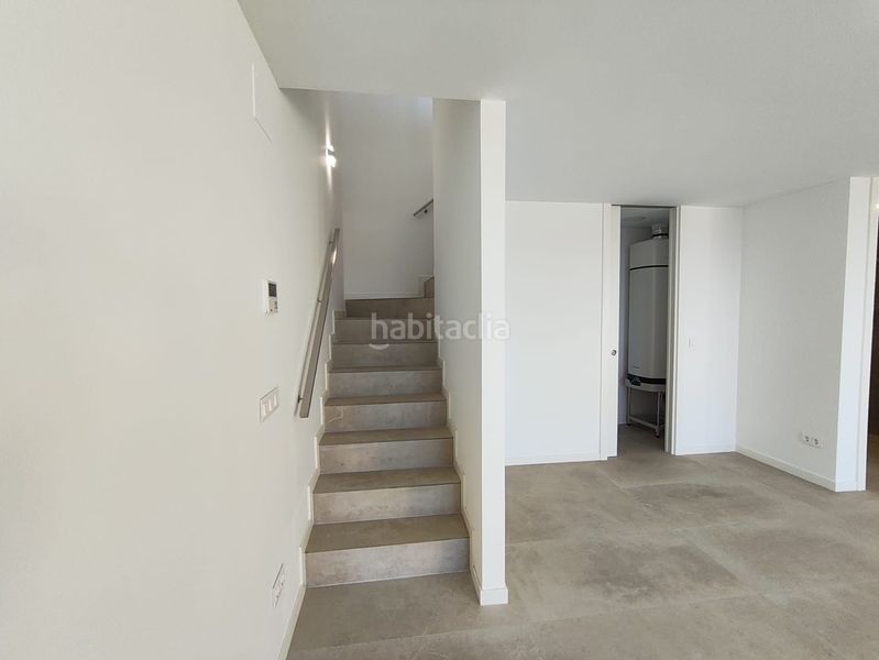 Foto cf3ded21-8911-4677-9226-9505b89a98dd. Duplex with parking pool in balcón de Finestrat-terra marina Finestrat