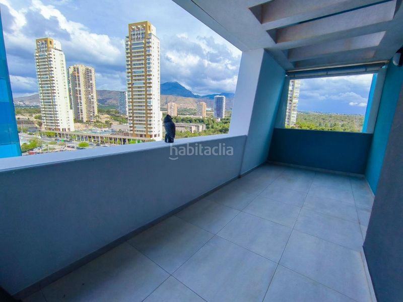 Foto 1051b04a-5553-406c-9ec6-02811b569cd0. Apartament amb aparcament piscina a Playa Poniente Benidorm