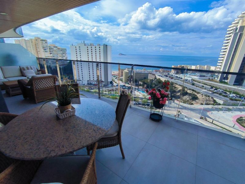 Foto 3a80c2ba-8ee2-4756-80ba-808b84019eb5. Apartament amb aparcament piscina a Playa Poniente Benidorm