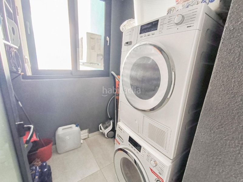 Foto f6144146-dafe-42a0-8e46-08537381371a. Apartament amb aparcament piscina a Playa Poniente Benidorm