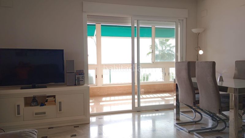 Foto 10e0f8aa-f88f-4d16-b995-bd3746787523. Pis amb aparcament a Playa Levante Benidorm