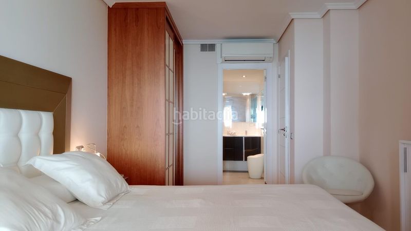 Foto 33506be0-1918-4941-9134-d799b3c908b6. Pis amb aparcament a Playa Levante Benidorm