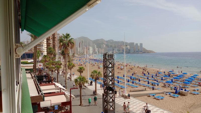 Foto 878f643b-f8f7-4e59-ad94-14e45c855911. Pis amb calefacció aparcament a Playa Levante Benidorm