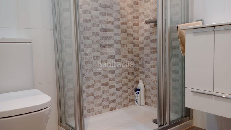 Foto 90fc5c4a-cd8b-467b-a9ba-579ed526e6d4. Pis amb aparcament a Playa Levante Benidorm