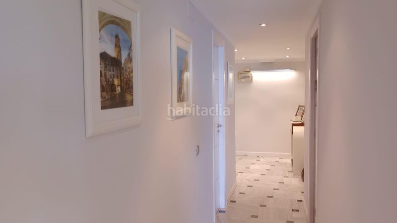 Foto ea66745c-ced1-4034-bb76-81dd5aa40731. Pis amb aparcament a Playa Levante Benidorm