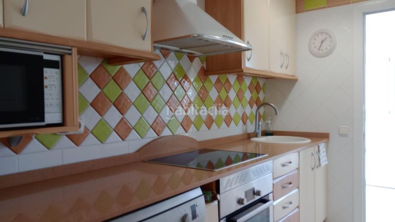 Foto f7c302d1-e02e-4508-bd07-9420681915ec. Pis amb aparcament a Playa Levante Benidorm