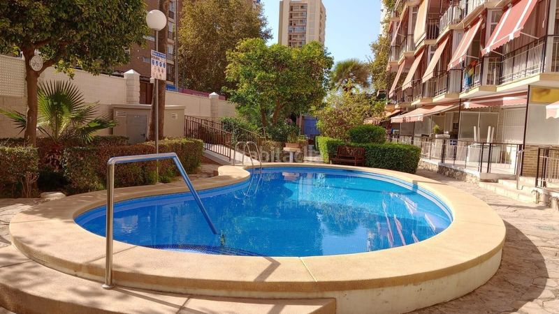 Foto 10f1b94d-e943-4ce2-b6ac-c73f5da010fd. Apartament amb aparcament piscina a Playa Levante Benidorm