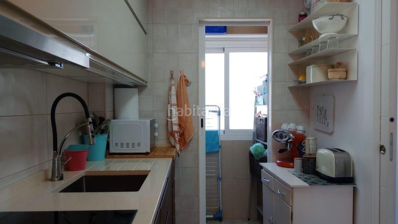 Foto 6ba6c7cc-29fe-4fa8-b8a3-7767a9890124. Apartament amb aparcament piscina a Playa Levante Benidorm