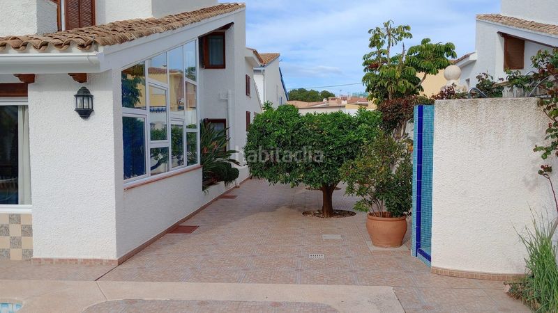 Foto 51138800-3083-4d7a-996c-e21a018d78b1. Xalet amb aparcament piscina a Rincón Bajo Benidorm