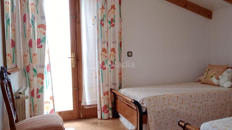 Foto ead0b3c0-4b9c-445e-b08b-468bdbadc89b. Xalet amb aparcament piscina a Rincón Bajo Benidorm