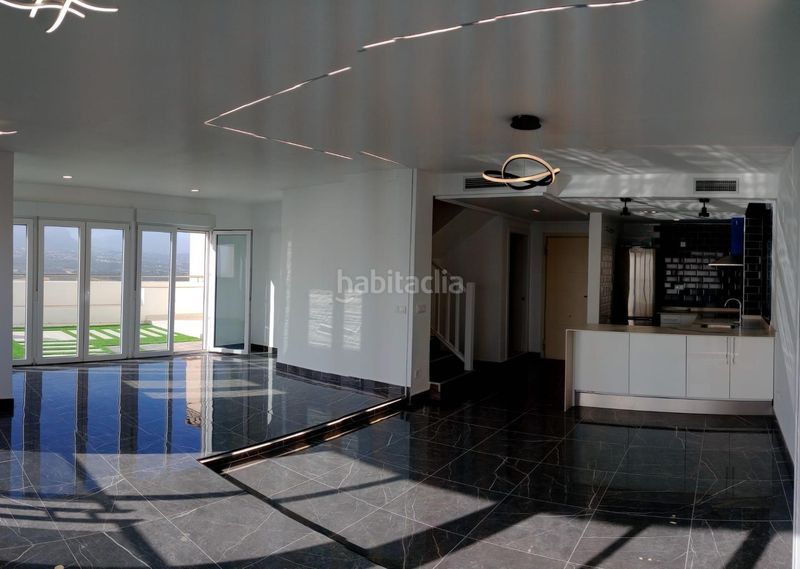 Foto 5caf16c4-490b-45cb-b0c4-93d92c85f275. Àtic amb aparcament piscina a Rincón Alto Benidorm