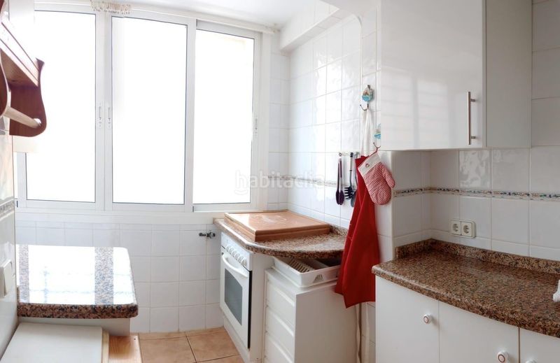 Foto 1b01b59f-4a83-4dd2-8f34-5c44a2d28e11. Flat with heating parking in Playa Levante Benidorm