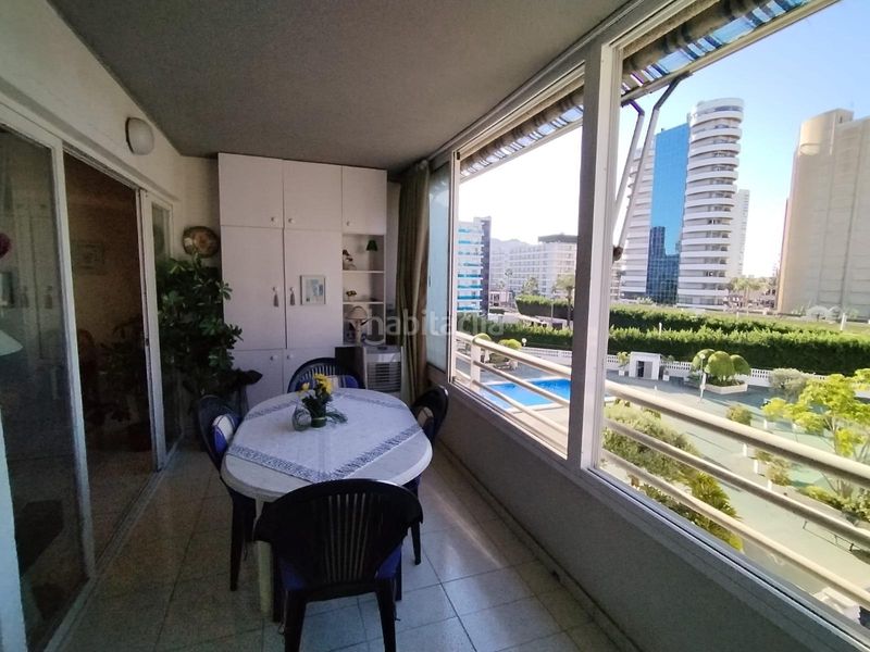 Foto c561fb7c-6c74-4f2a-b97c-45b45cf798a2. Apartament amb piscina a Levante Alto Benidorm
