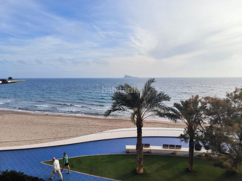 Foto 47b9a6a6-15c2-40e0-b5e6-e64ff52cbf33. Pis amb aparcament piscina a Playa Poniente Benidorm