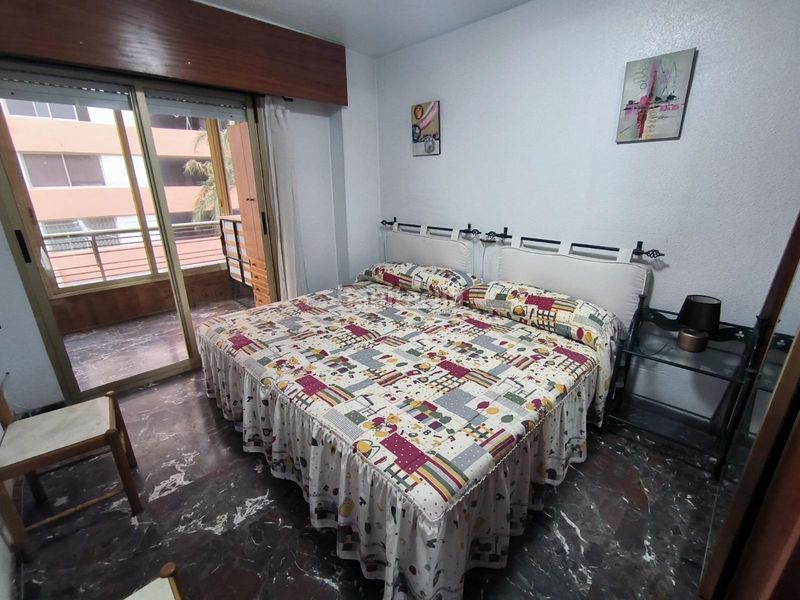 Foto ab66c267-e986-49e7-9458-5bc0a702ba05. Pis amb aparcament piscina a Playa Poniente Benidorm