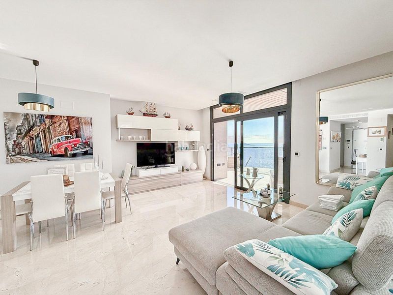 Foto 06b2f430-9e9f-468a-bbeb-5d2e76a95df4. Pis amb aparcament piscina a Playa Poniente Benidorm