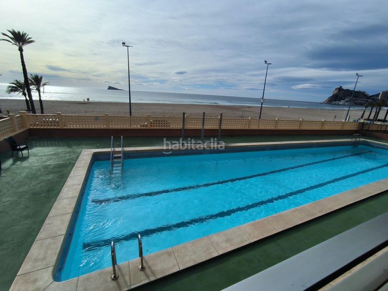 Foto f02d6606-b3ab-4fdb-b4b9-698e1efafda1. Pis amb aparcament piscina a Playa Poniente Benidorm