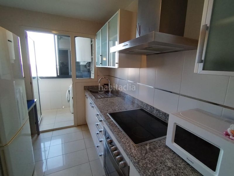 Foto 5a1400a9-317f-45cb-8dc7-0c8d4fc15d23. Apartament amb aparcament piscina a Rincón Bajo Benidorm