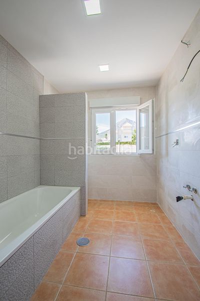 Foto a629a9bc-e32d-47eb-972e-5e8d84de0a84. Xalet amb calefacció aparcament a Montebello - Nou Espai Nucia (la)