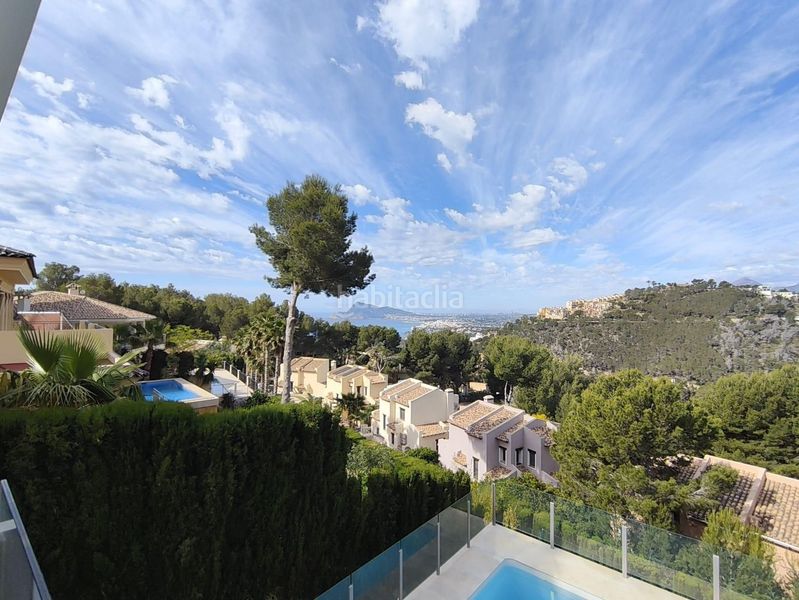 Foto 119f1f3b-b157-4856-9e6c-cf29575fa19c. Xalet amb calefacció aparcament piscina a Altea hills Altea