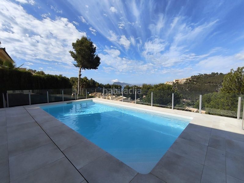 Foto b2ec498d-36c3-4712-895f-a634e1c7006b. Xalet amb calefacció aparcament piscina a Altea hills Altea
