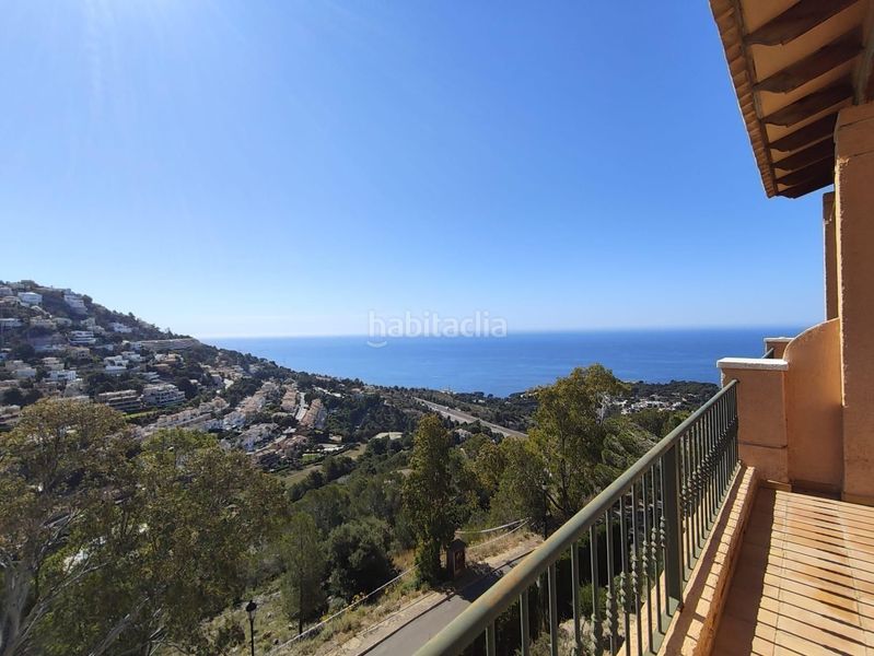 Foto 5b48dbd3-75d0-472a-b23e-1f5d72faf4e5. Casa adossada amb calefacció aparcament piscina a Altea