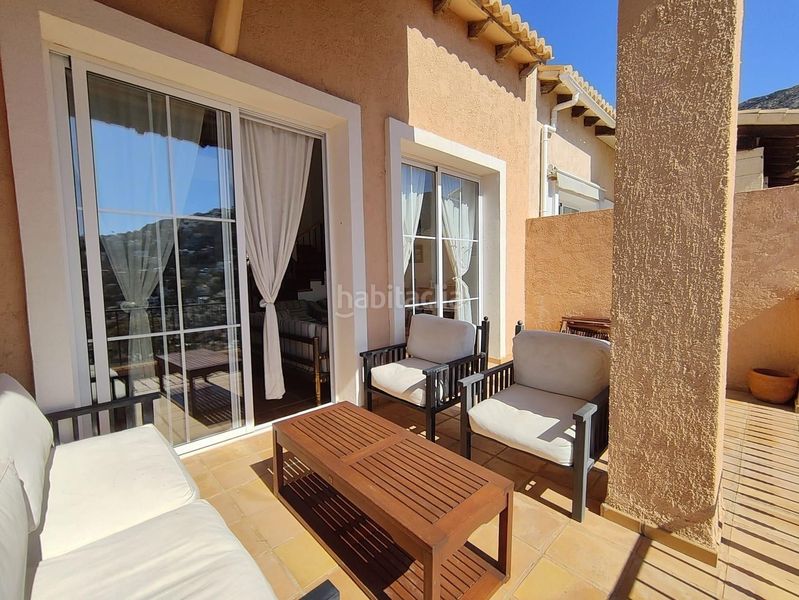 Foto a5231bea-7709-44fa-8f5a-644a60b3da08. Casa adossada amb calefacció aparcament piscina a Altea