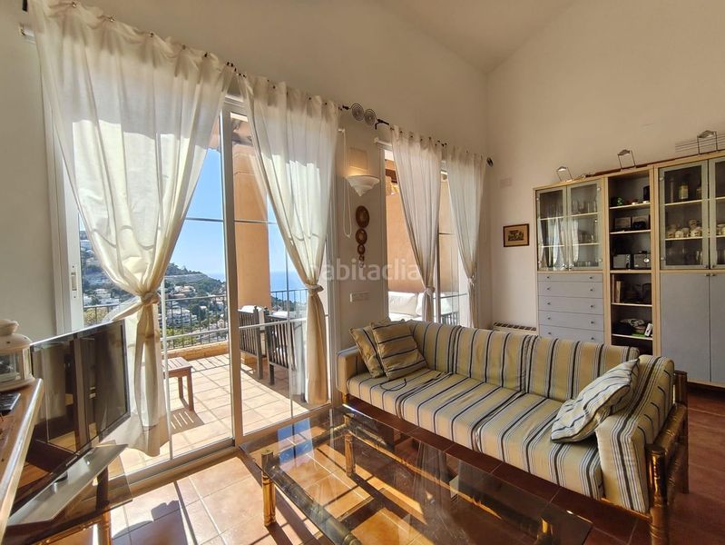 Foto b7827b17-d516-405c-81b5-4a8d942fde5c. Casa adossada amb calefacció aparcament piscina a Altea