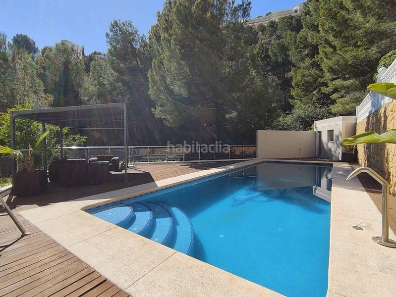 Foto 3d364a53-46cd-4e9d-9410-e92942718118. Xalet amb calefacció aparcament piscina a Altea hills Altea