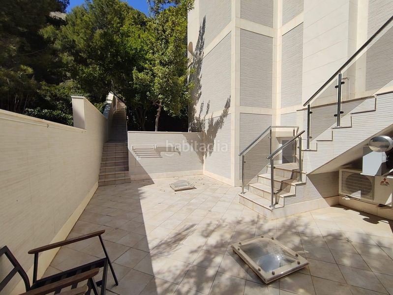 Foto 5c8b3c98-9b6d-4df7-a444-e011c5ac8fcb. Xalet amb calefacció aparcament piscina a Altea hills Altea