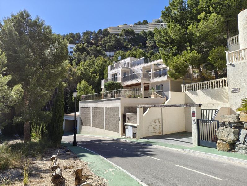 Foto d2b3dd9a-341f-4803-b69b-72191cc70a9a. Xalet amb calefacció aparcament piscina a Altea hills Altea