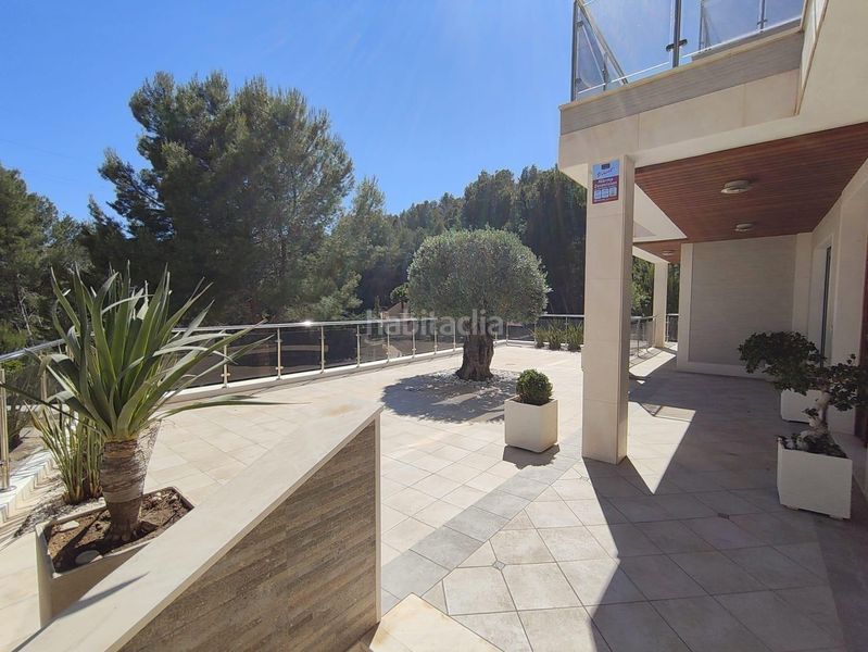 Foto e7a0ef04-80e8-4bd5-8af3-df9f8b301015. Xalet amb calefacció aparcament piscina a Altea hills Altea