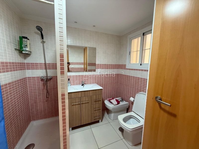Foto 7168fff8-9098-41b1-ba61-d288b2ae7690. Apartament amb calefacció aparcament piscina a Playa Levante Benidorm