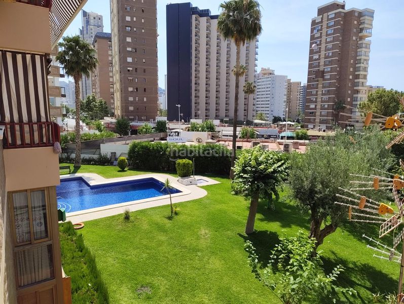 Foto 2281f6b3-a99a-486a-b6e0-eb7d272ab1b3. Pis amb aparcament piscina a Levante Alto Benidorm