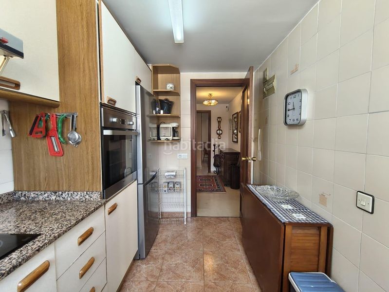 Foto e2c9162c-2825-4605-b2c8-c1d842a29d62. Pis amb aparcament piscina a Levante Alto Benidorm