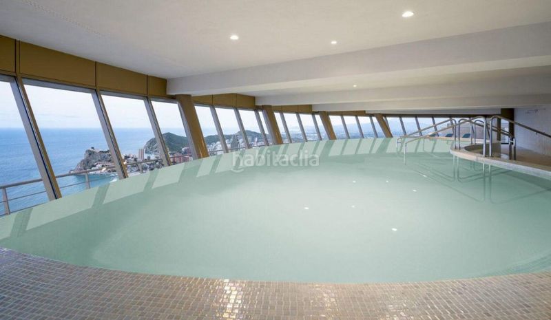 Foto 9db91221-1215-48b3-8449-22847782a7a7. Apartament amb calefacció aparcament piscina a Playa Poniente Benidorm