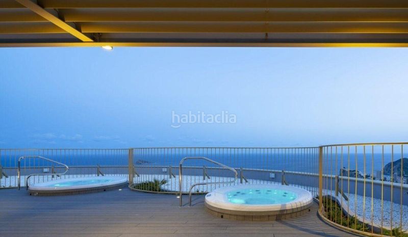 Foto ad59e96d-b30c-4321-87bd-d67fef854733. Apartament amb calefacció aparcament piscina a Playa Poniente Benidorm