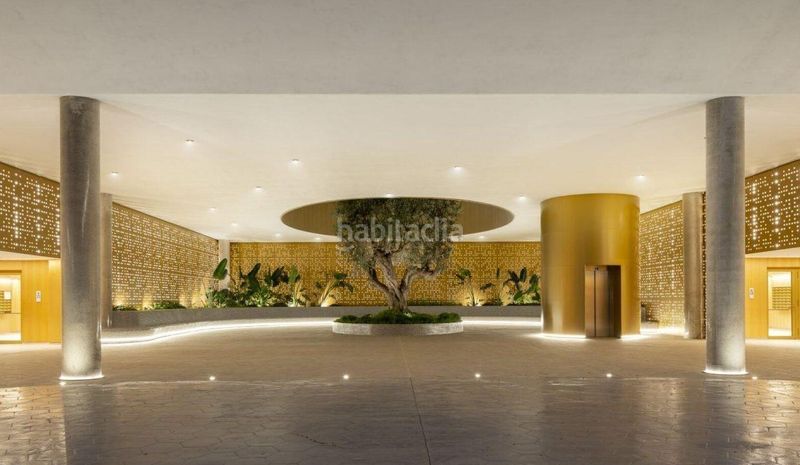 Foto c733fbaa-afc8-4d48-8d08-55a6cd50a593. Apartament amb calefacció aparcament piscina a Playa Poniente Benidorm
