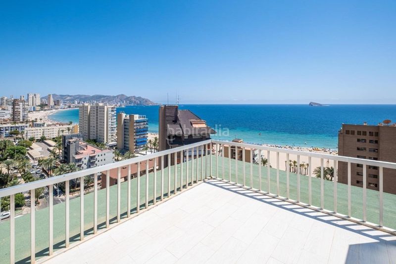Foto 573de433-dc7a-41b7-9fc9-5132d688444d. Àtic amb calefacció aparcament a Playa Poniente Benidorm