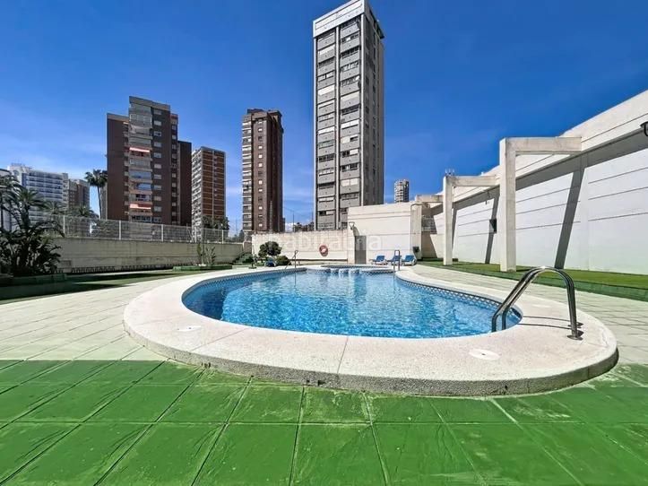 Foto 0c47f7d2-16cf-4b2e-bce2-fa5177da40a4. Pis amb calefacció aparcament piscina a Juzgados - Plaza de Toros Benidorm