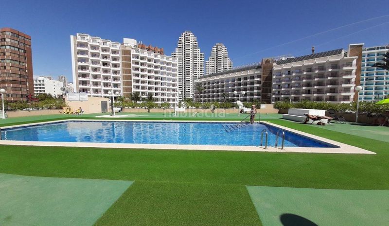 Foto 71339522-1b3d-462a-bca0-43407f1c4dac. Apartament amb piscina a Playa Levante Benidorm