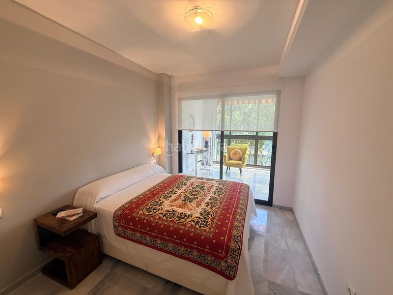 Foto bac5b157-8e03-4c45-af2d-44cb74b03439. Apartament amb piscina a Playa Levante Benidorm
